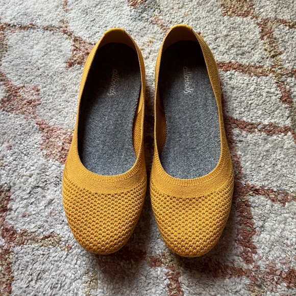 Allbirds Tree Breezers Flats | 8 | Yellow - Picture 4 of 9